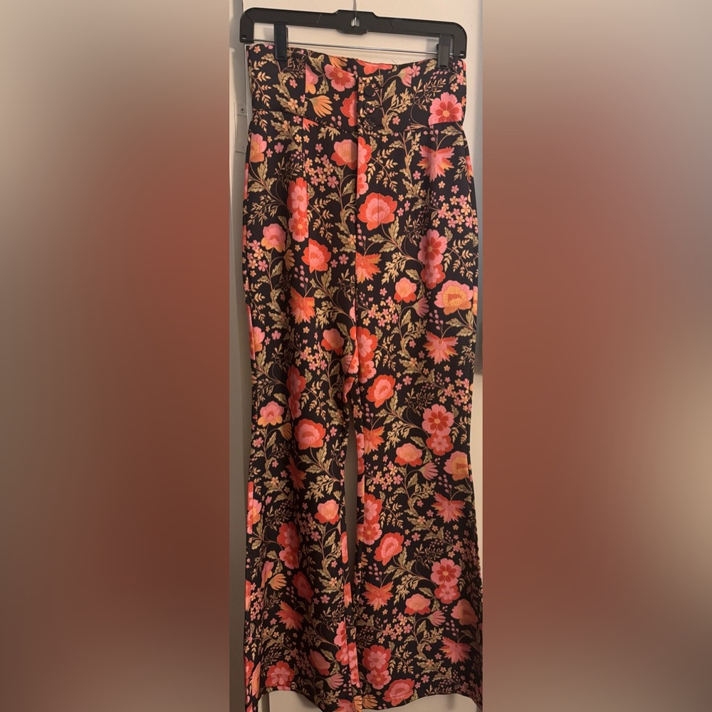 NWT High Waisted Floral Flare Pants